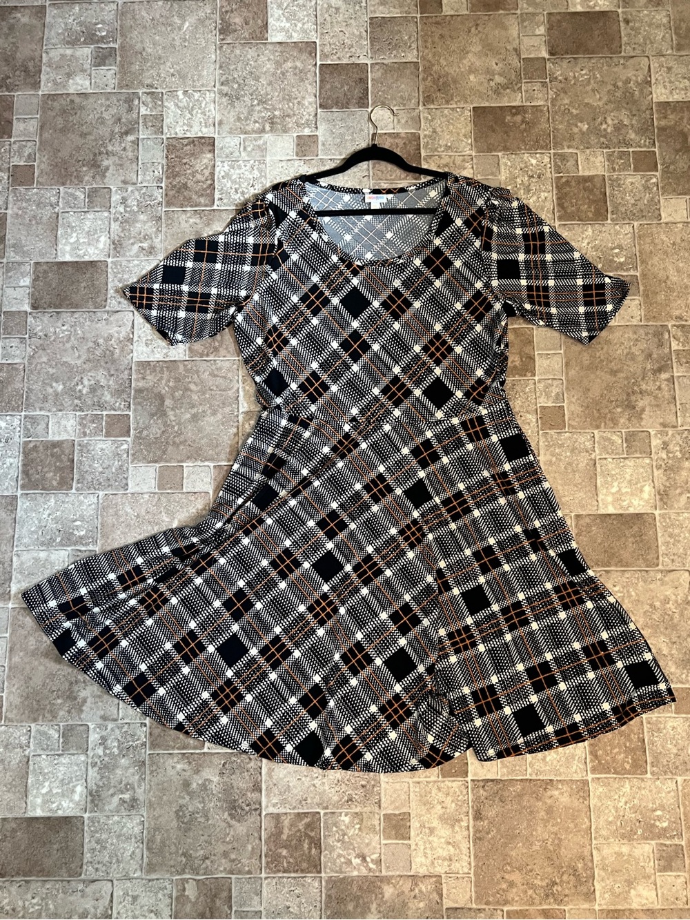NWT 3X LuLaRoe Nicole Dress in Black, White & Brown